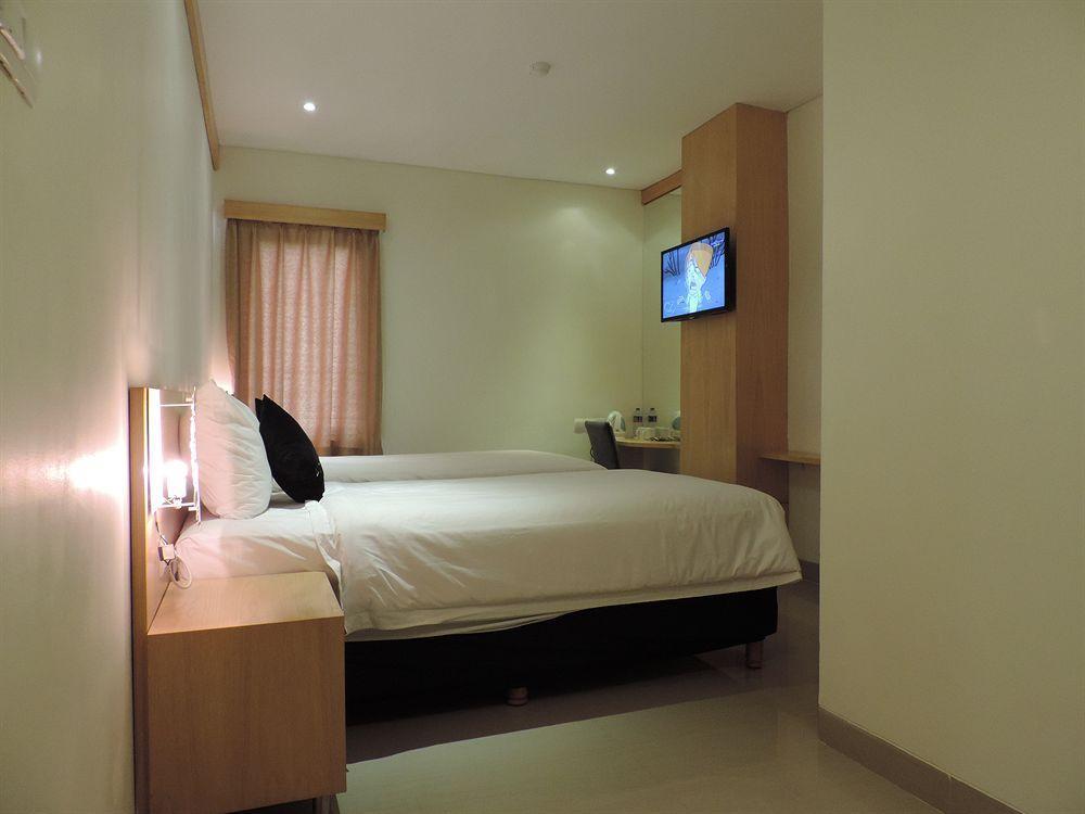 Gino Feruci Kebon Jati By Kagum Hotels Bandung Eksteriør billede